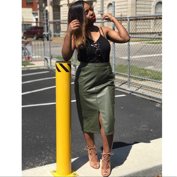 “Carusso” Heels by Steve Madden - Picture 2 of 6